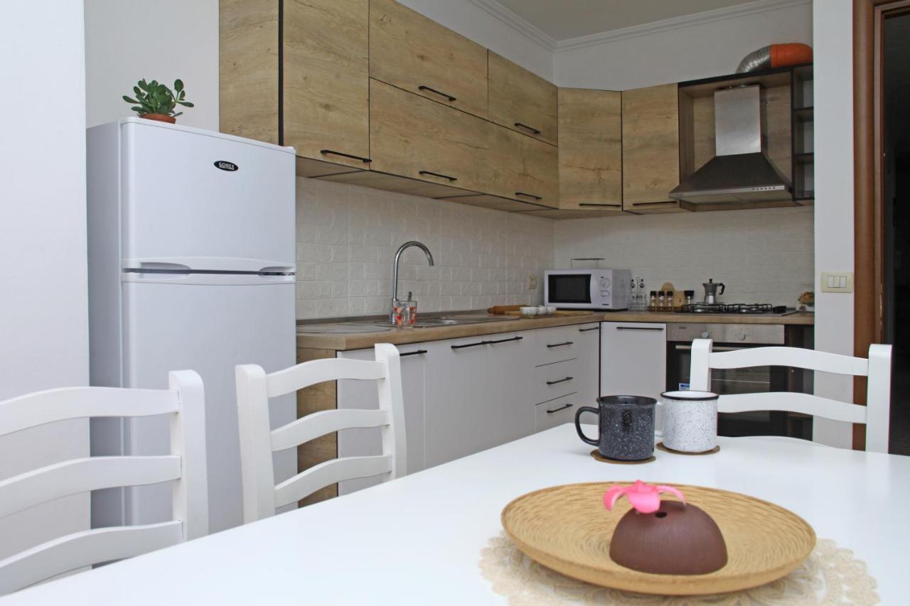 Beautiful Apartment At Port Side! Durrës Kültér fotó