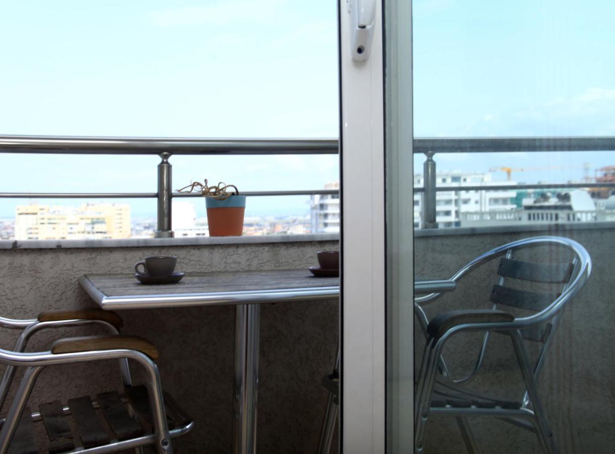 Beautiful Apartment At Port Side! Durrës Kültér fotó