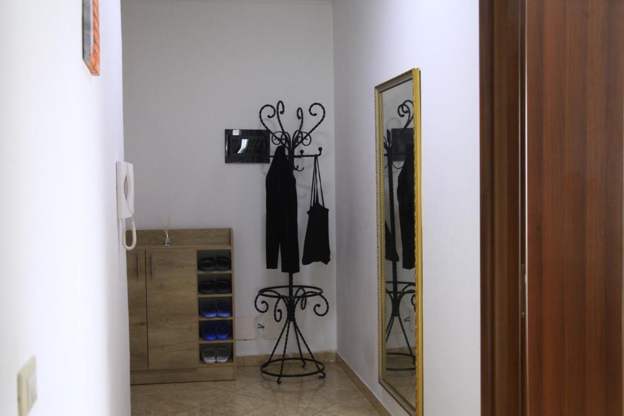 Beautiful Apartment At Port Side! Durrës Kültér fotó