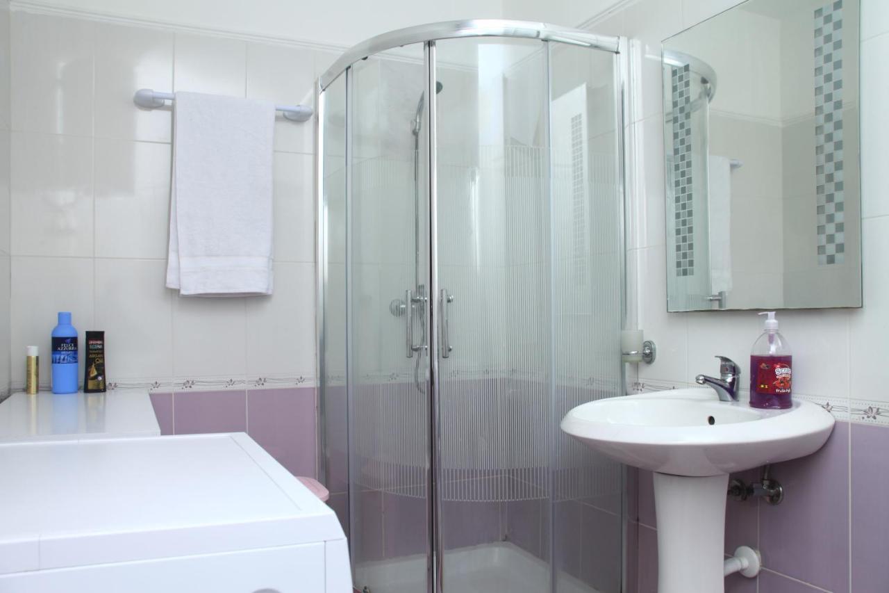 Beautiful Apartment At Port Side! Durrës Kültér fotó