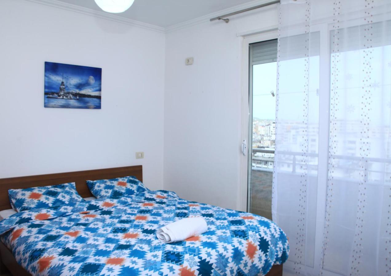 Beautiful Apartment At Port Side! Durrës Kültér fotó